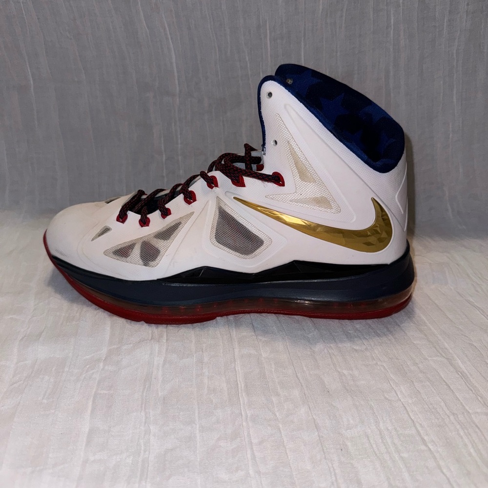 Lebron 10s “Gold Medal”